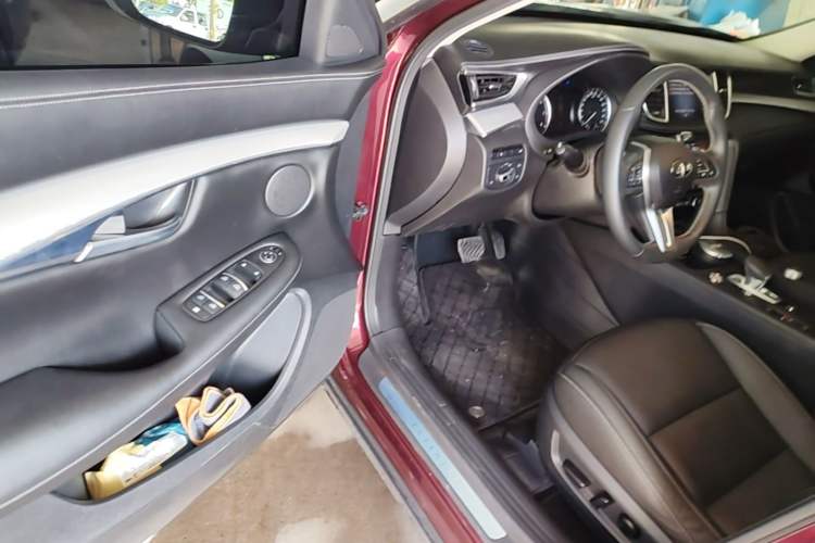 Used Infiniti QX50 2020 Revised Version 2.0T Two-Wheel Drive Fashion Edition Driver Seat