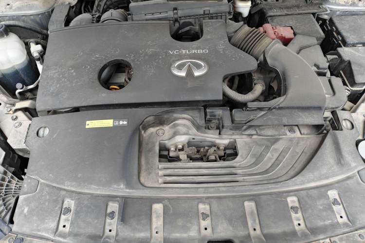 Used Infiniti QX50 2020 Revised Version 2.0T All-Wheel Drive Elite Edition Engine Bay