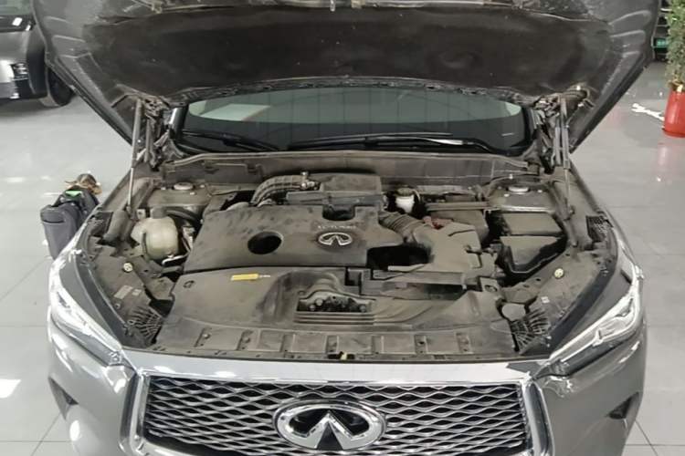 Used Infiniti QX50 2020 Revised Version 2.0T All-Wheel Drive Elite Edition Engine Bay