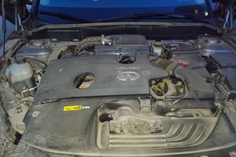 Used Infiniti QX50 2020 Revised Version 2.0T Two-Wheel Drive Fashion Edition Engine Bay