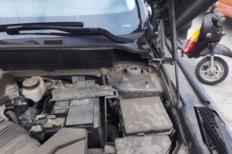 Used Infiniti QX50 2020 2.0T All-Wheel-Drive Elite Version Engine Bay Left