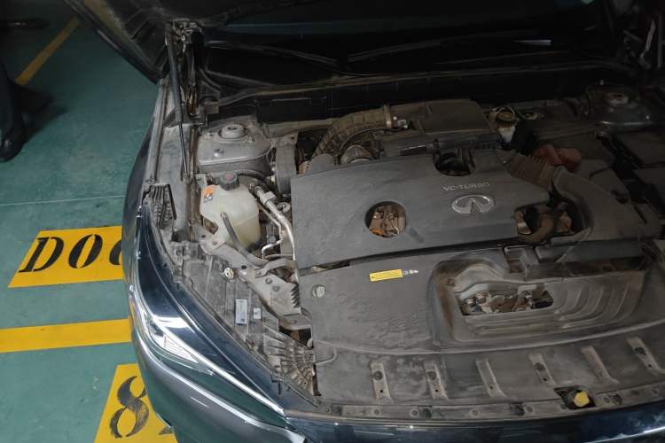 Used Infiniti QX50 2020 Revised Version 2.0T Two-Wheel Drive Fashion Edition Engine Bay Right