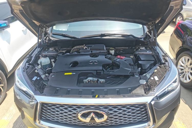 Used Infiniti QX50 2020 2.0T Two-Wheel Drive Fashion Edition Engine Bay