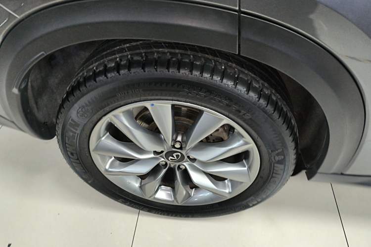 Used Infiniti QX50 2020 2.0T All-Wheel-Drive Elite Version Exterior 5