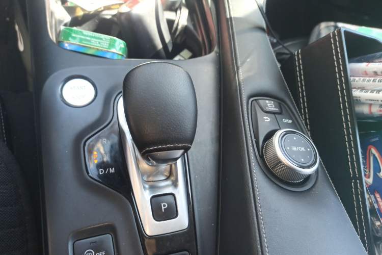 Used Infiniti QX50 2020 2.0T All-Wheel-Drive Elite Version Gear Lever