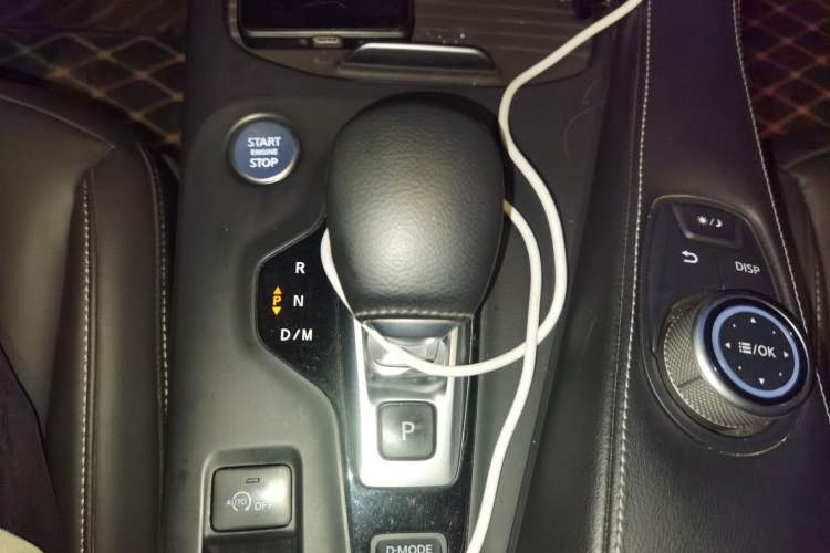 Used Infiniti QX50 2020 Revised Version 2.0T Two-Wheel Drive Fashion Edition Gear Lever