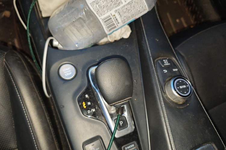 Used Infiniti QX50 2020 2.0T All-Wheel-Drive Elite Version Gear Lever