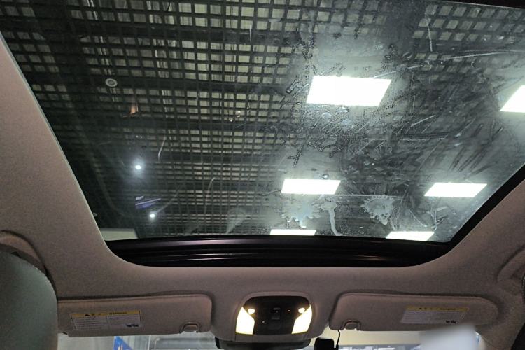 Used Infiniti QX50 2020 2.0T All-Wheel-Drive Elite Version Headliner