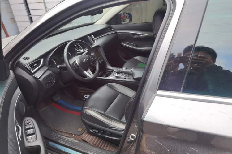 Used Infiniti QX50 2020 2.0T All-Wheel-Drive Elite Version Left Front Seat