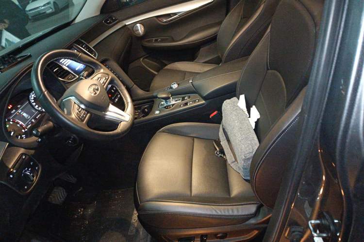 Used Infiniti QX50 2020 Revised Version 2.0T Four-Wheel Drive Smart Edition Left Front Seat