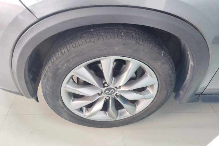 Used Infiniti QX50 2020 2.0T Two-Wheel Drive Fashion Edition Left Front Wheel Hub