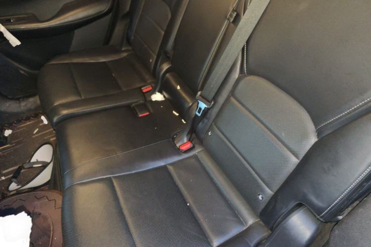 Used Infiniti QX50 2020 2.0T All-Wheel-Drive Elite Version Left Rear Seat