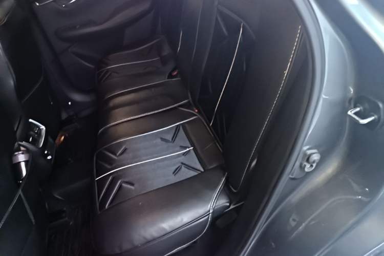 Used Infiniti QX50 2020 2.0T Two-Wheel Drive Elite Edition Left Rear Seat