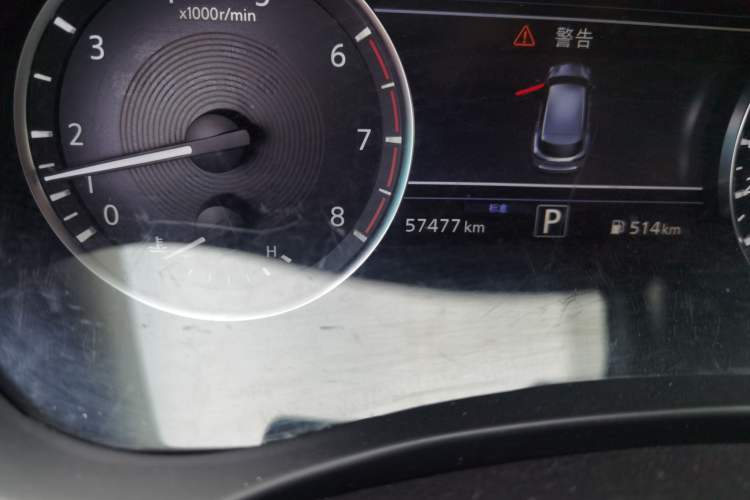 Used Infiniti QX50 2020 2.0T All-Wheel-Drive Elite Version Odometer Close Up
