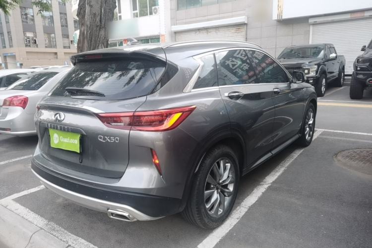 Used Infiniti QX50 2020 2.0T Two-Wheel Drive Fashion Edition Rear Right 45 Deg