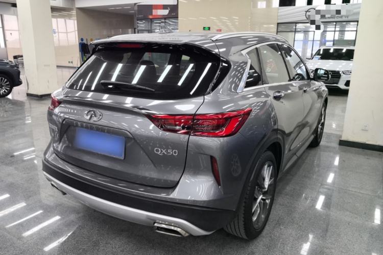 Used Infiniti QX50 2020 2.0T Four-Wheel Drive Flagship Edition Rear Right 45 Deg
