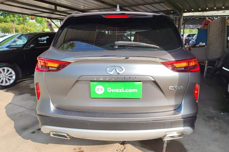 Used Infiniti QX50 2020 Revised Version 2.0T Two-Wheel Drive Fashion Edition Rear