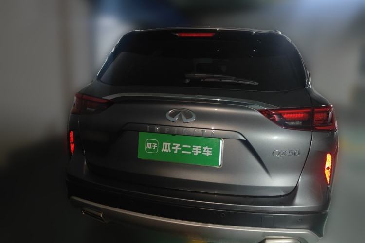 Used Infiniti QX50 2020 Revised Version 2.0T Two-Wheel Drive Fashion Edition Rear