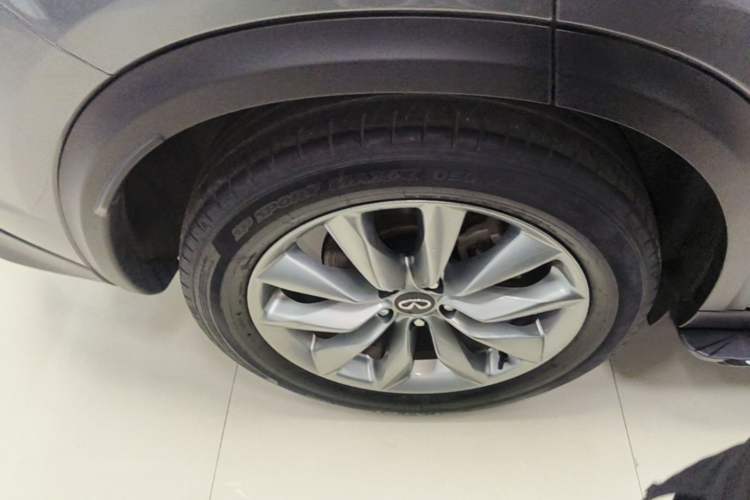 Used Infiniti QX50 2020 Revised Version 2.0T All-Wheel Drive Elite Edition Right Rear Wheel Hub