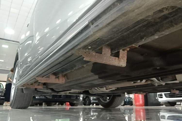 Used Infiniti QX50 2020 Revised Version 2.0T All-Wheel Drive Elite Edition Right Side Sill