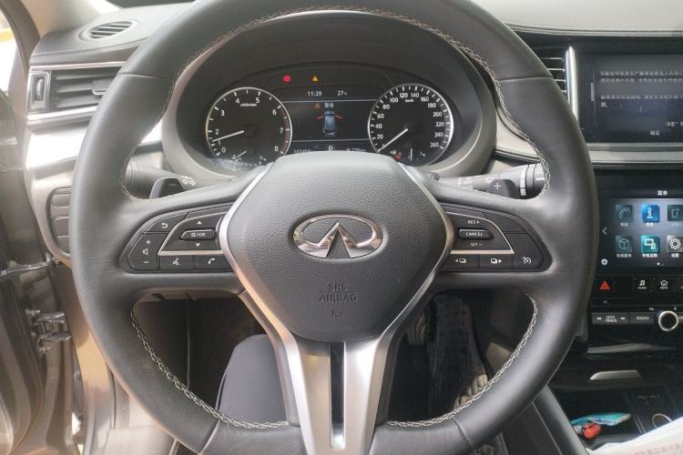 Used Infiniti QX50 2020 2.0T All-Wheel-Drive Elite Version Steering Wheel