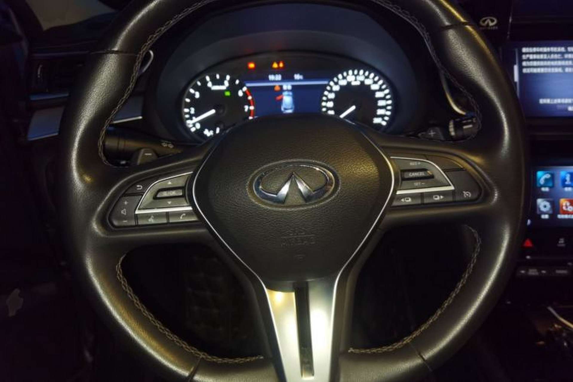 Used Infiniti QX50 2020 Revised Version 2.0T Two-Wheel Drive Fashion Edition Steering Wheel