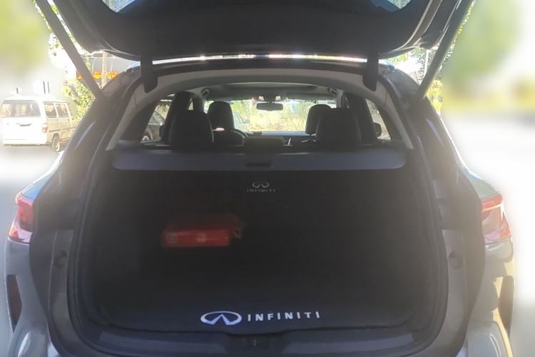 Used Infiniti QX50 2020 2.0T Two-Wheel Drive Fashion Edition Trunk