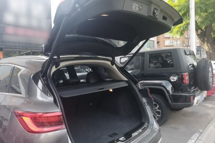 Used Infiniti QX50 2020 2.0T Two-Wheel Drive Fashion Edition Trunk