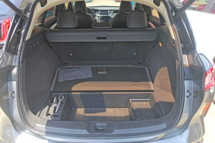 Used Infiniti QX50 2020 2.0T Two-Wheel Drive Fashion Edition Trunk