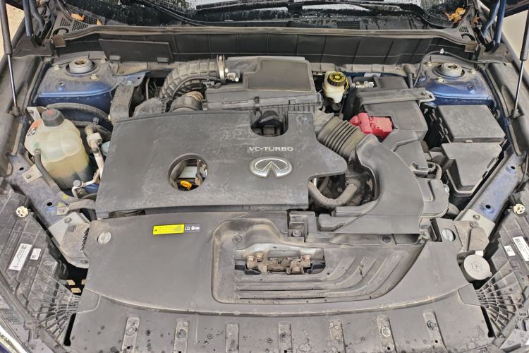 Used Infiniti QX50 2020 2.0T All-Wheel-Drive Elite Version Engine Bay