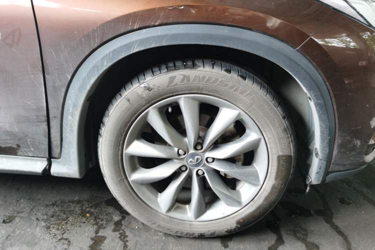 Used Infiniti QX50 2020 2.0T Two-Wheel Drive Fashion Edition Right Front Wheel Hub