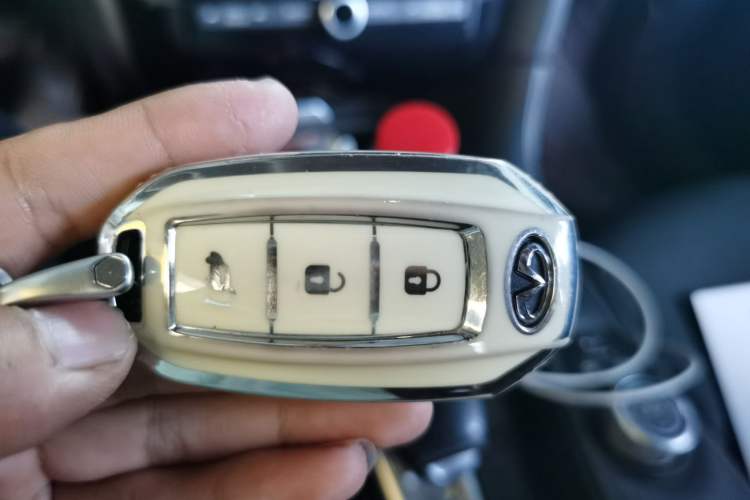 Used Infiniti QX50 2020 2.0T Two-Wheel Drive Fashion Edition Vehicle Key