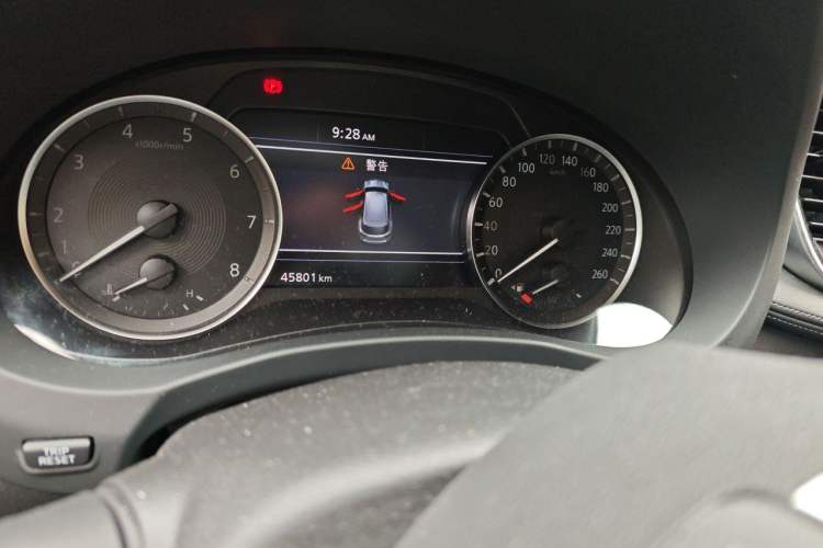 Used Infiniti QX50 2020 Revised Version 2.0T Two-Wheel Drive Fashion Edition Odometer Close Up