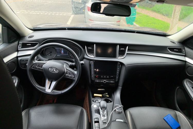 Used Infiniti QX50 2020 Revised Version 2.0T All-Wheel Drive Elite Edition Center Console