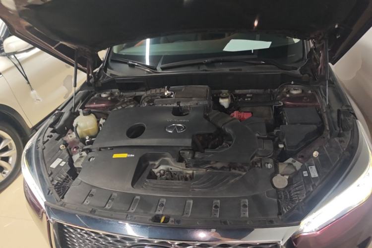 Used Infiniti QX50 2020 2.0T Two-Wheel Drive Fashion Edition Engine Bay