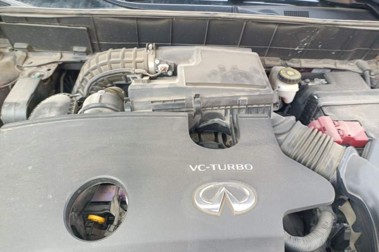 Used Infiniti QX50 2020 2.0T All-Wheel-Drive Elite Version Engine Bay