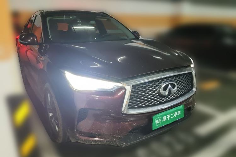 Used Infiniti QX50 2020 2.0T All-Wheel-Drive Elite Version Front Right 45 Deg