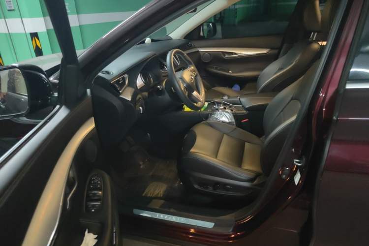 Used Infiniti QX50 2020 2.0T All-Wheel-Drive Elite Version Left Front Seat