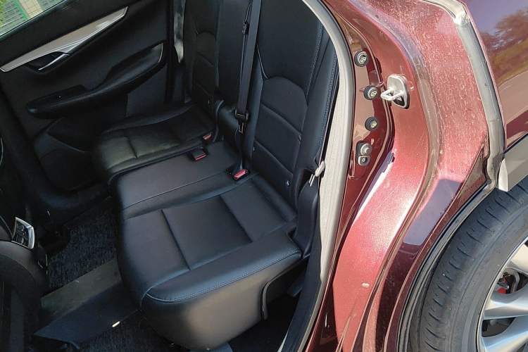 Used Infiniti QX50 2020 2.0T Two-Wheel Drive Fashion Edition Left Rear Seat