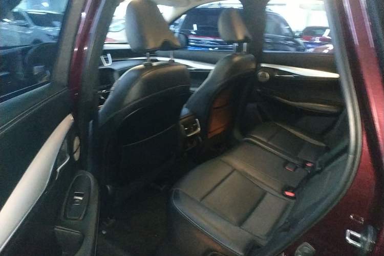 Used Infiniti QX50 2020 Revised Version 2.0T Four-Wheel Drive Smart Edition Left Rear Seat