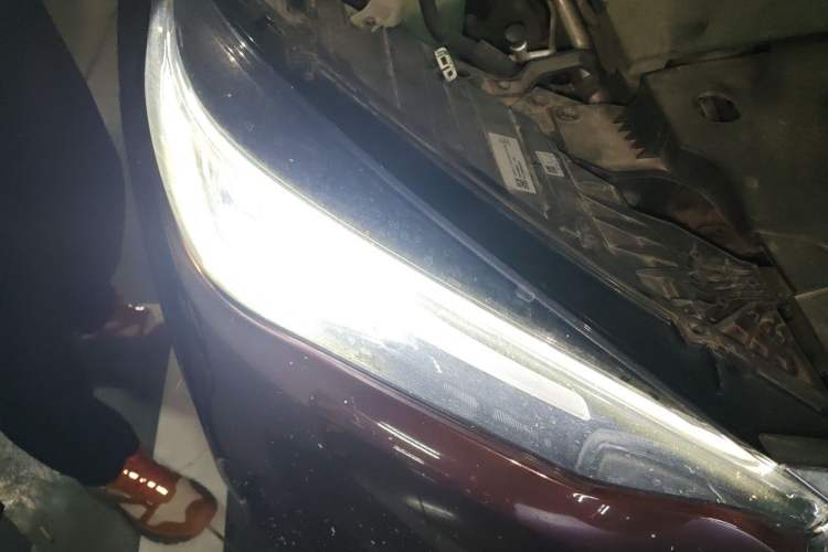 Used Infiniti QX50 2020 2.0T All-Wheel-Drive Elite Version Right Front Headlight