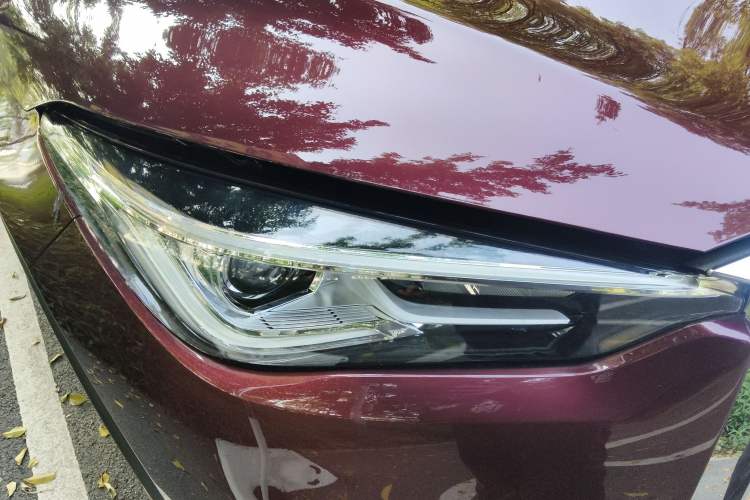 Used Infiniti QX50 2020 2.0T Two-Wheel Drive Fashion Edition Right Front Headlight