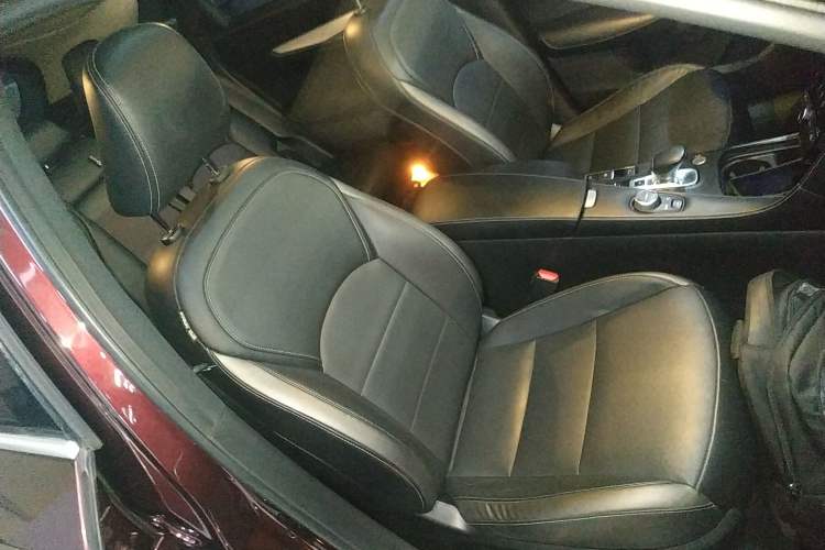 Used Infiniti QX50 2020 Revised Version 2.0T Four-Wheel Drive Smart Edition Right Front Seat