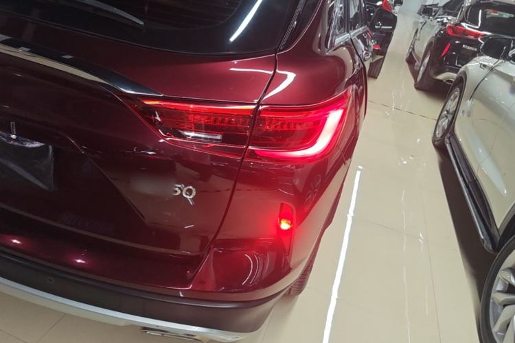 Used Infiniti QX50 2020 2.0T Two-Wheel Drive Fashion Edition Right Rear Taillight
