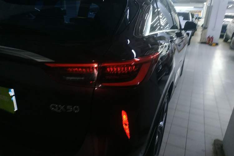 Used Infiniti QX50 2020 Revised Version 2.0T Four-Wheel Drive Smart Edition Right Rear Taillight