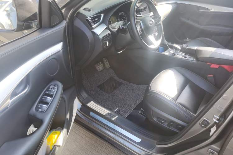 Used Infiniti QX50 2020 2.0T All-Wheel-Drive Elite Version Driver Seat