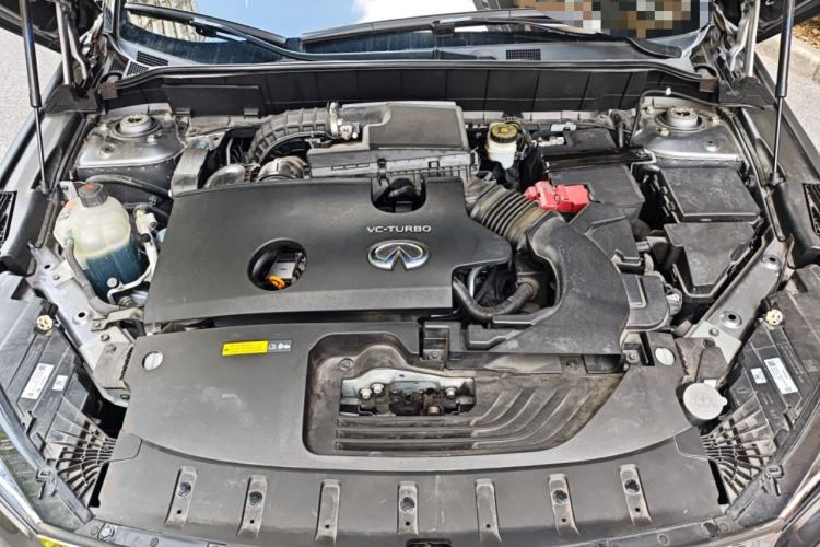 Used Infiniti QX50 2020 Revised Version 2.0T Two-Wheel Drive Fashion Edition Engine Bay