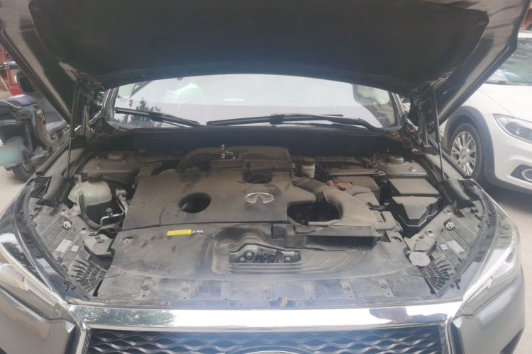 Used Infiniti QX50 2020 Revised Version 2.0T Two-Wheel Drive Fashion Edition Engine Bay