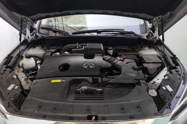 Used Infiniti QX50 2020 2.0T Four-Wheel Drive Navigation Edition Engine Bay
