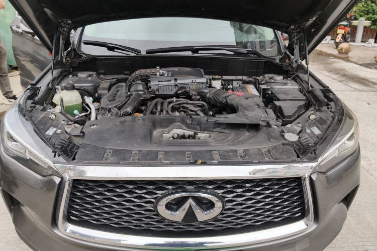 Used Infiniti QX50 2020 Revised Version 2.0T Two-Wheel Drive Elite Edition Engine Bay